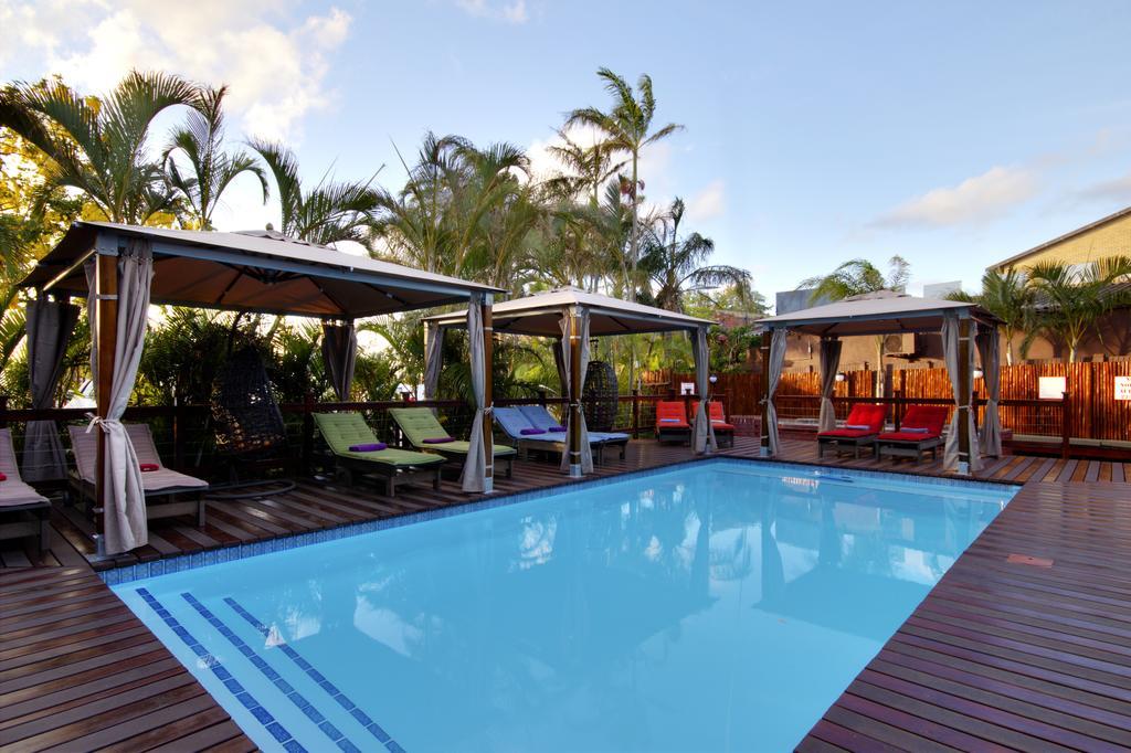 Urban Glamping Tranquil International Backpacking Village St Lucia Exterior photo